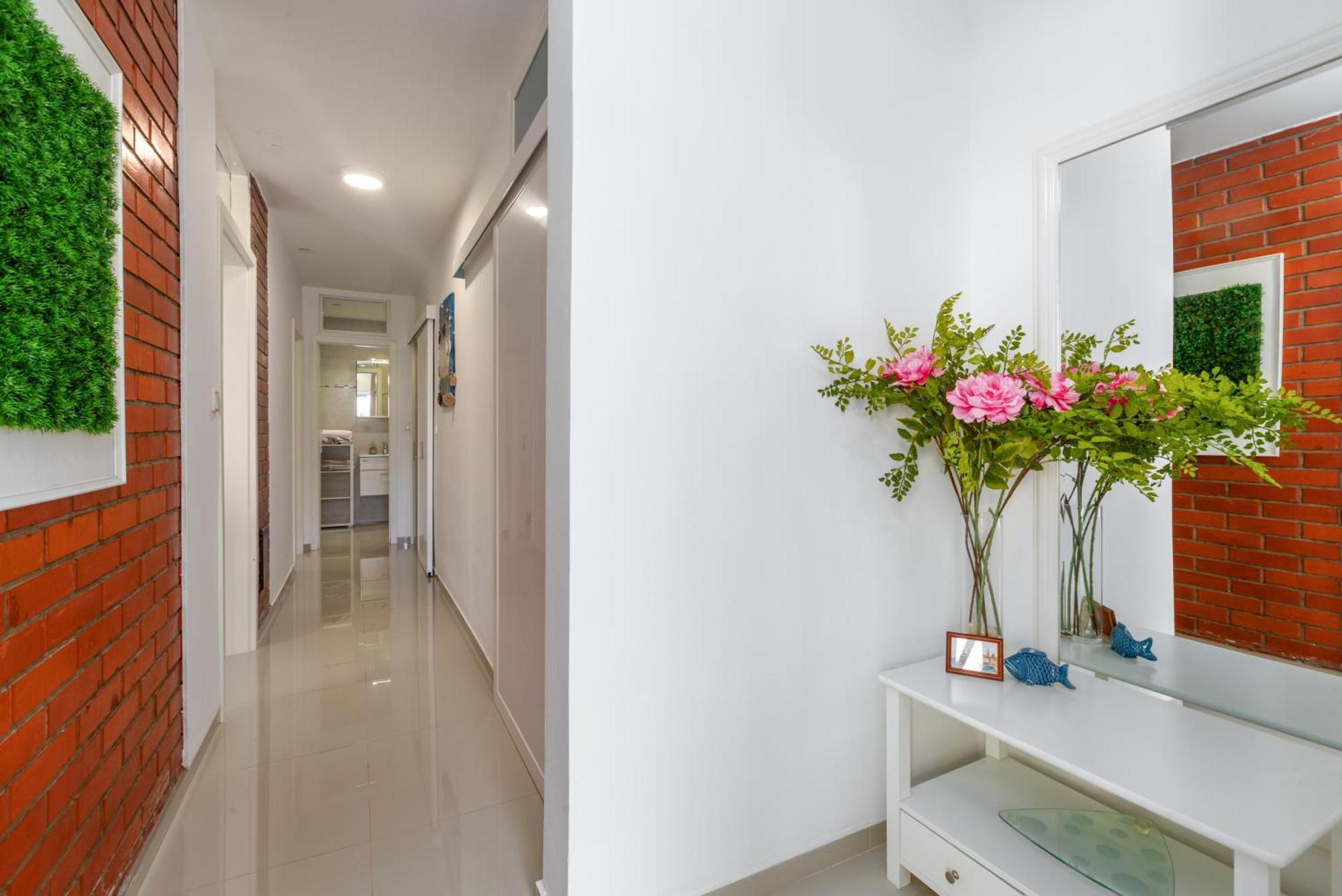 Modern Apartment Zen With Private Garden โปเรช ภายนอก รูปภาพ